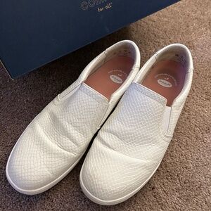 Dr. Scholl’s Nova Slip-On Sneakers – Women’s Size 9, Comfortable